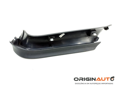 Acabamento Lateral Esq Tampa Tras Volkswagen Golf Mk7 Confortline 2015 5G6867713