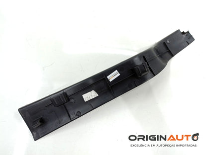 Acabamento Soleira Superior Esq Volkswagen Golf Mk7 Confortline 2015 5G0868223