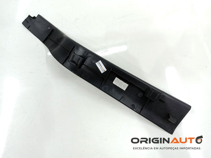 Acabamento Direito Soleira Volkswagen Golf Mk7 Confortline 2015 5G0868224