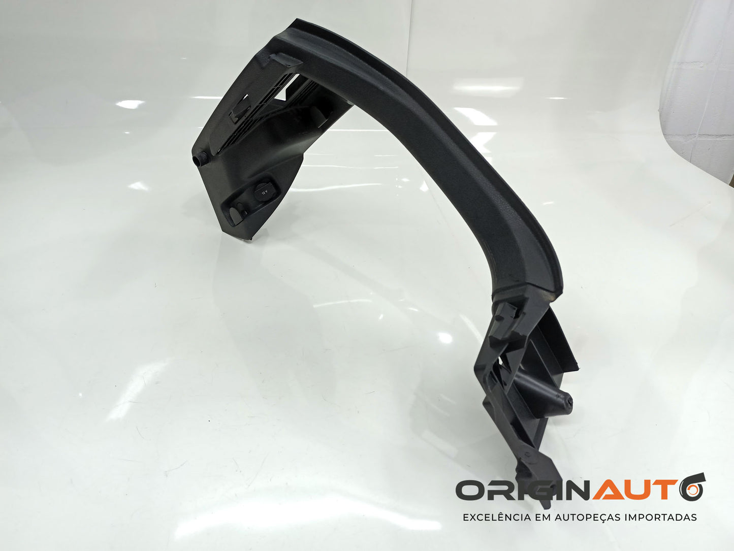 Acabamento Soleira Direita Volkswagen Golf Mk7 Confortline 2015 5G0868224