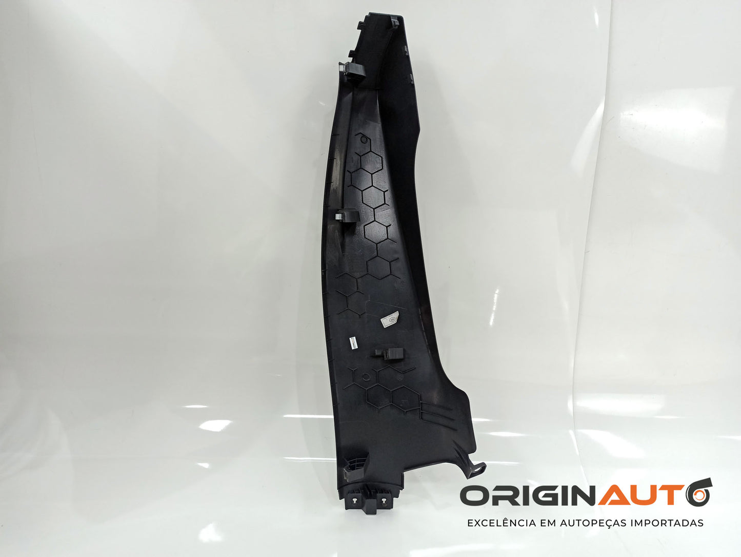 Acabamento Assoalho Traseiro Esq Volkswagen Golf Mk7 Confortline 2015 5G6867765