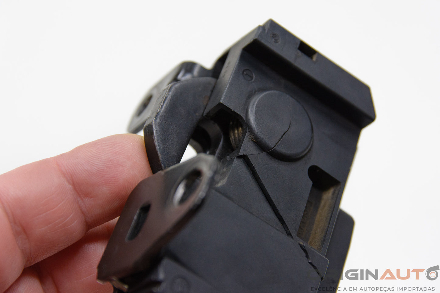 Fechadura Capo Mercedes-Benz C200 Cgi 2011 A2048800260