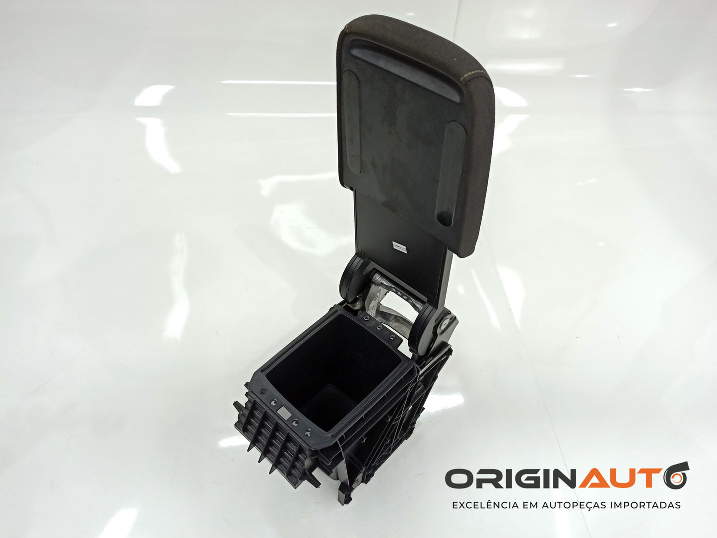 Apoio De Braco Volkswagen Golf Mk7 Confortline 2015 5G0864251