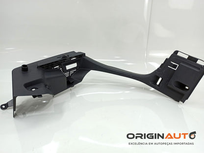 Acabamento Lateral Direito Porta Mala Volkswagen Golf Highline 2014 5Gm867762