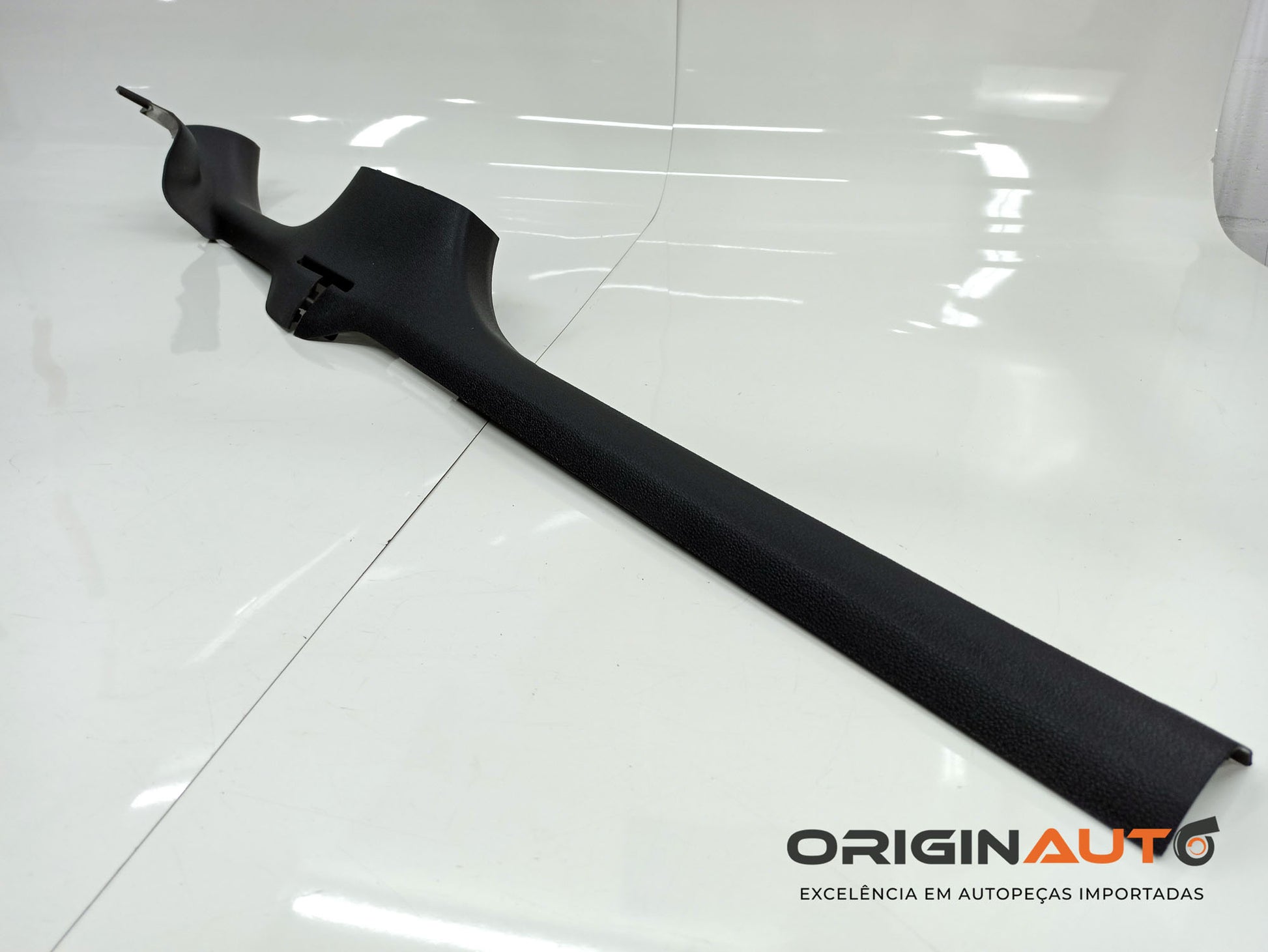 Acabamento Soleira Esquerda Volkswagen Golf Highline 2014 5Gm853369