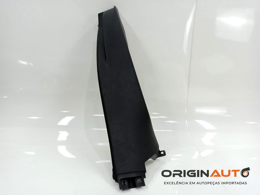 Acabamento Coluna Traseira Direita Volkswagen Golf Highline 2014 5Gm867766
