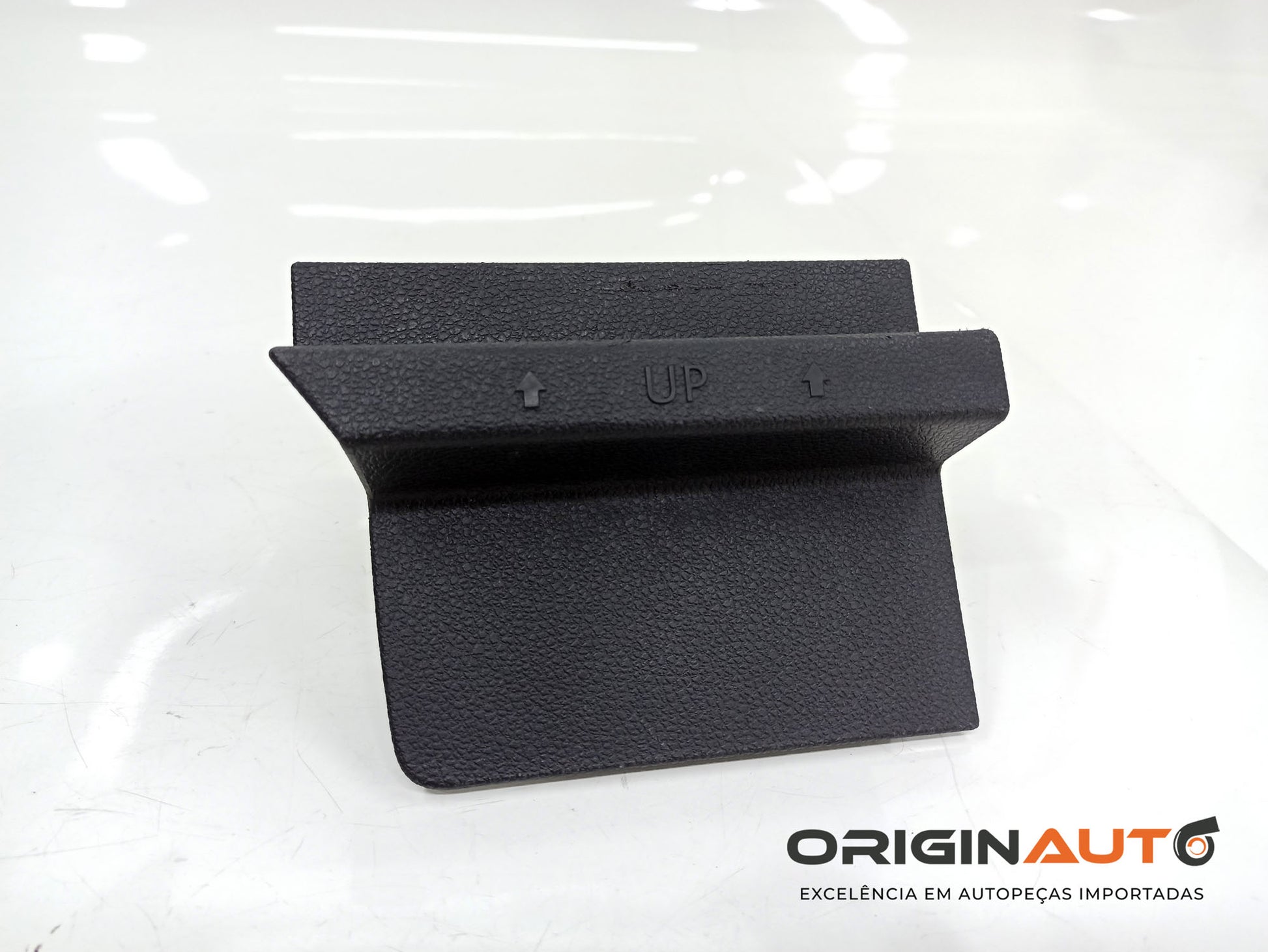 Tampa Revestimento Lateral Direito Volkswagen Golf Highline 2014 5G6867462