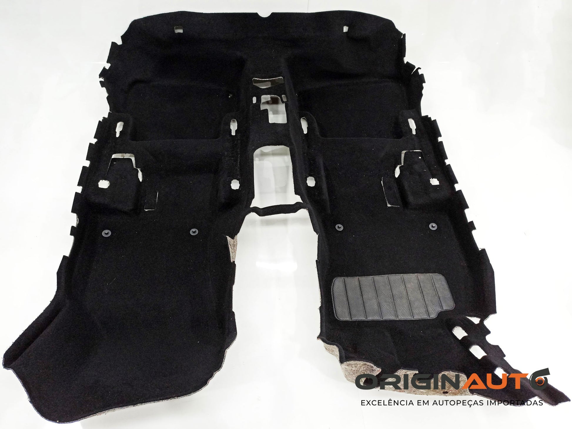 Tapete Assoalho Volkswagen Golf Highline 2014 8E0864229