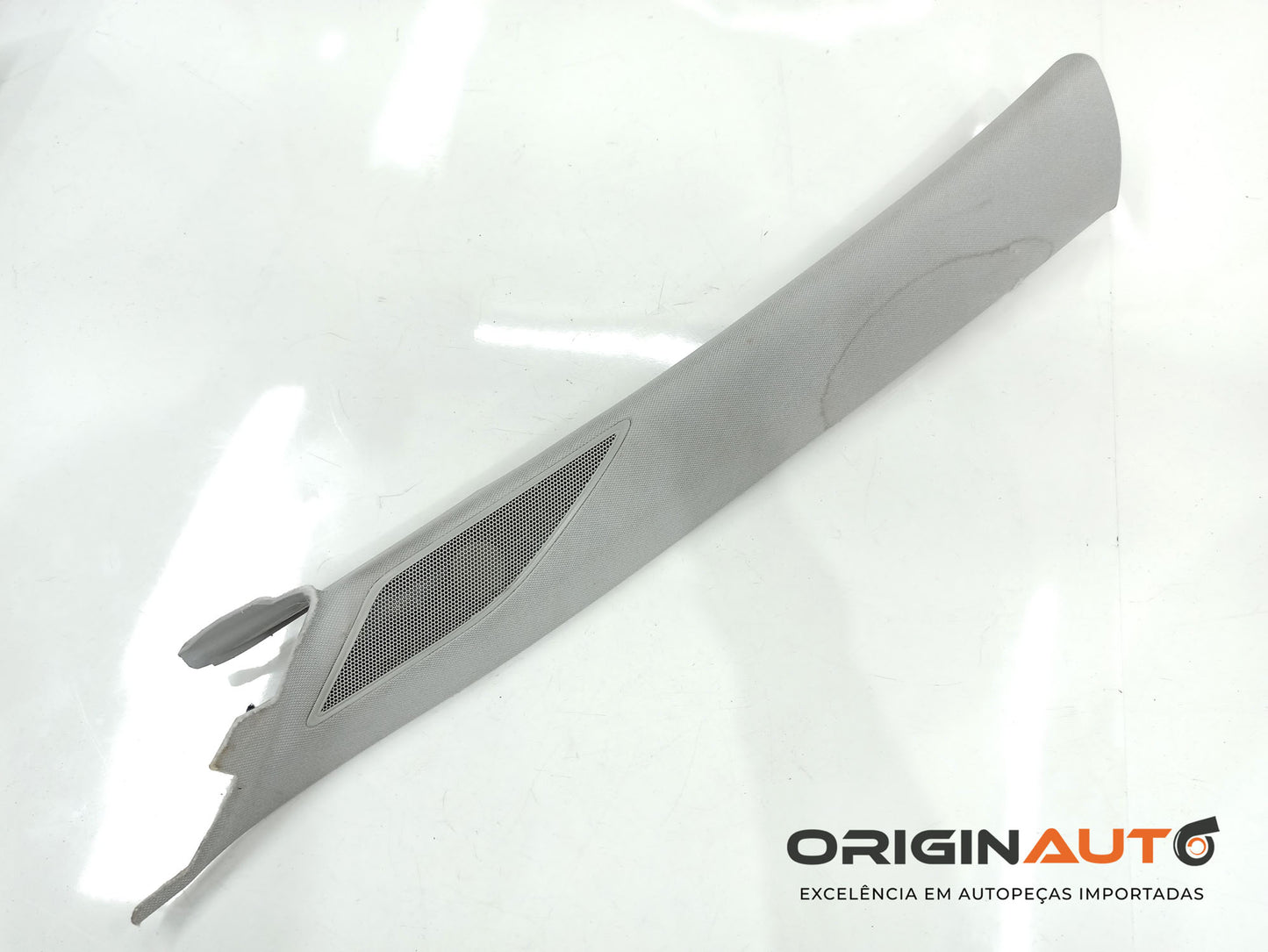 Acabamento Esquerdo Parabrisa Volkswagen Golf Highline 2014 5Gm867233