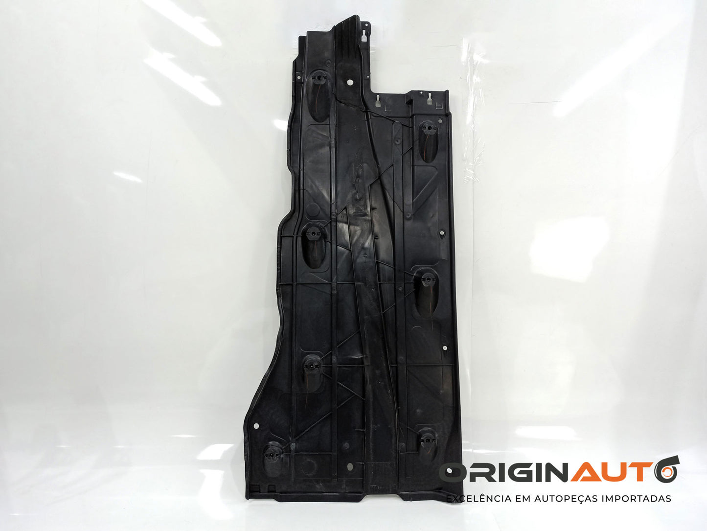 Protetor Assoalho Direito Volkswagen Golf Highline 2014 5Q0825202L