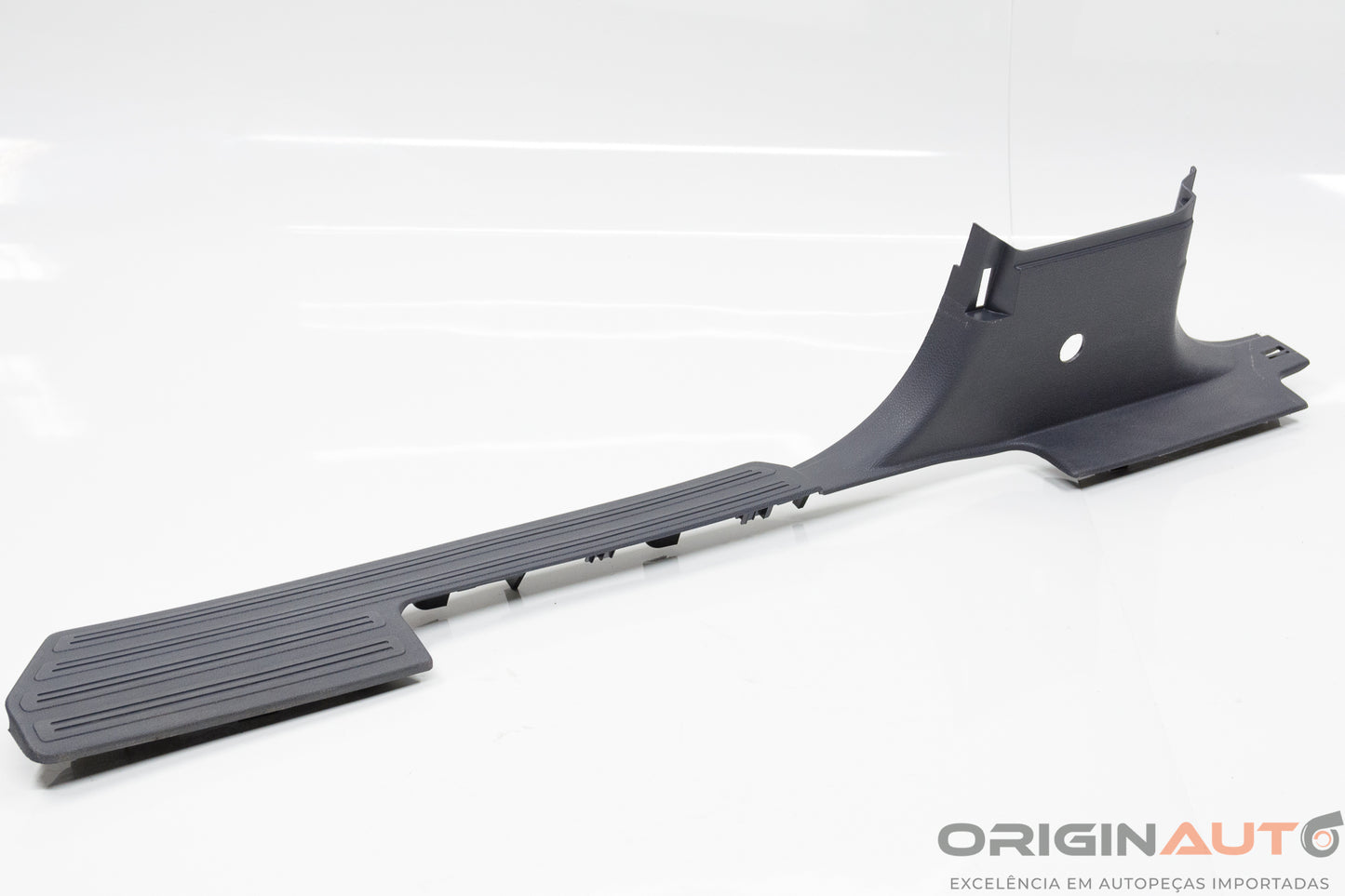 Soleira Porta Dianteiro Direito Volkswagen Amarok Highline 2016 2H0863726