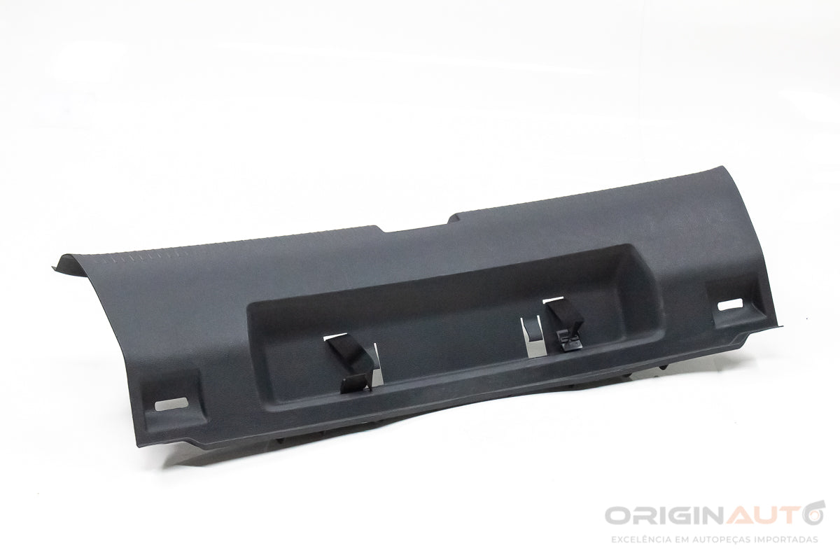 Moldura Acabamento Capa Paineltraseiro Vw Jetta Comfort 1.4Tsi 2017 5C6863459