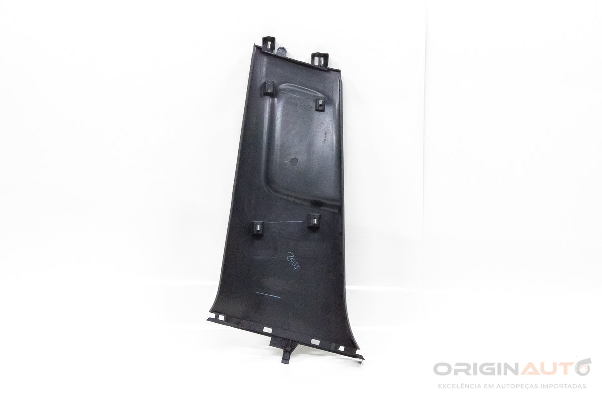 Moldura Acabamento Coluna B Direita Vw Jetta Comfort 1.4Tsi 2017 5C6867292