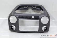 Molduira Central Painel Volkswagen Amarok Highline 2016 2H0857211F