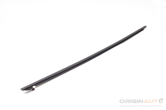 Friso Externo Porta Dianteira Direita Vw Jetta Comfort 1.4Tsi 2017 5C6837839
