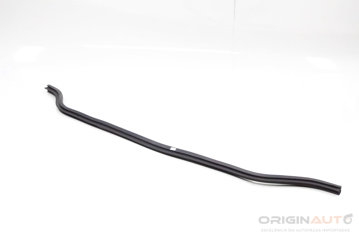 Vedacao Capo Vw Jetta Comfort 1.4Tsi 2017 1K0823723