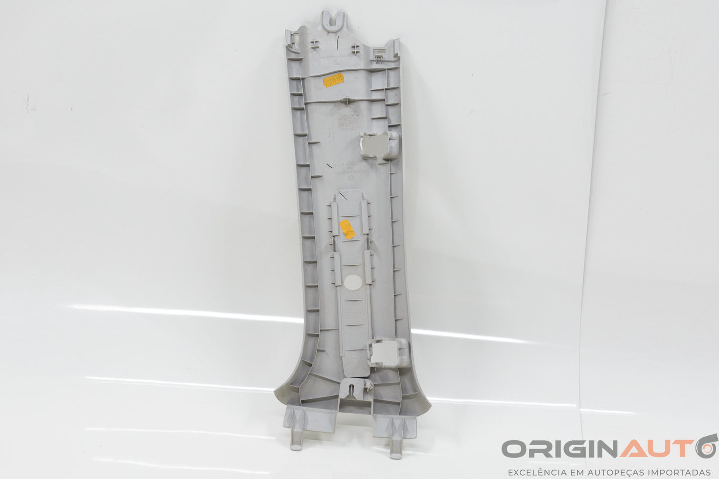 Acabamento Superior Coluna B Direito Volkswagen Amarok Highline 2016 2H7867