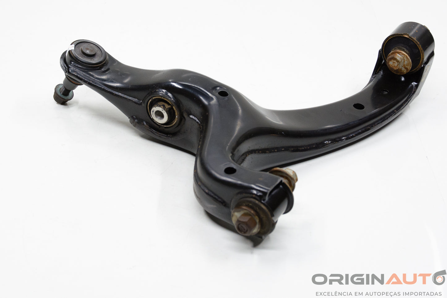 Bandeja Suspensao Inferior Direita Volkswagen Amarok Highline 2016 2H0407152A