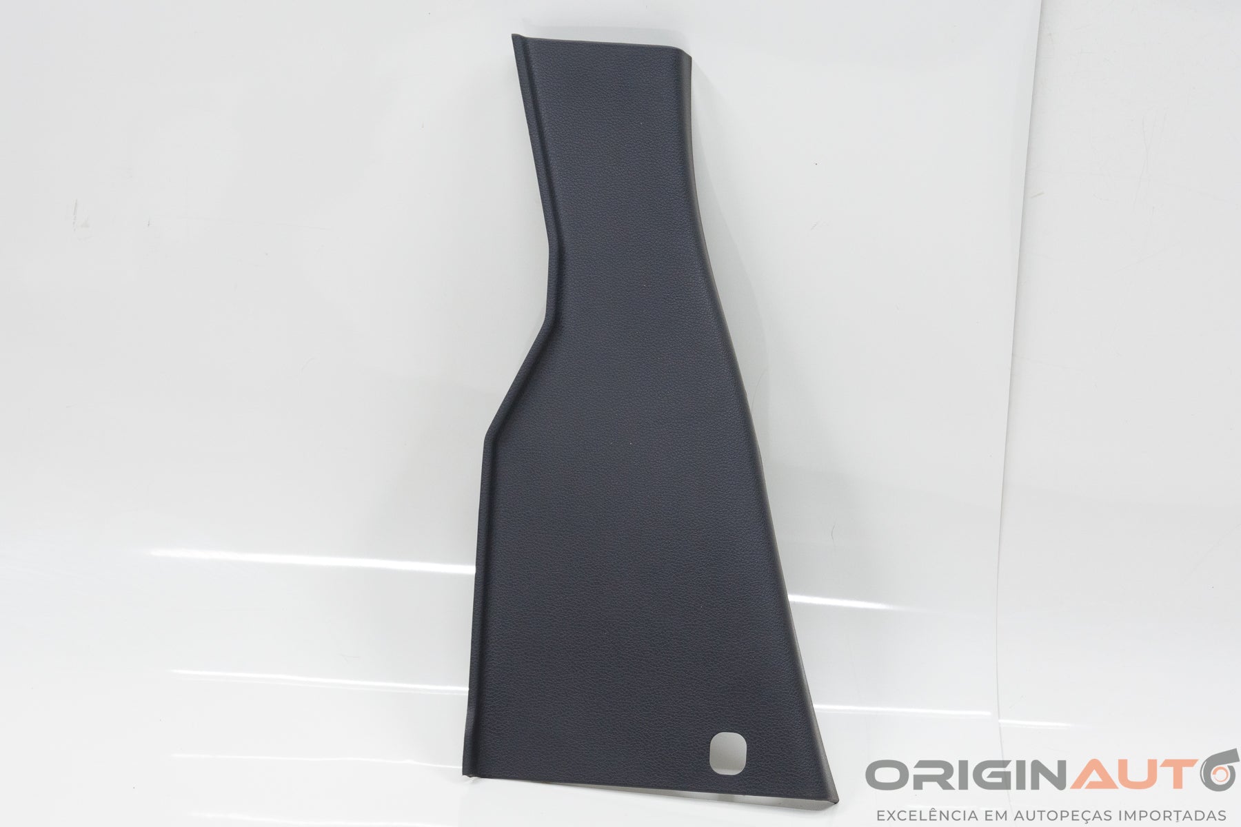 Acabamento Inferior Coluna Esquerdo Volkswagen Amarok Highline 2016 2H7867287