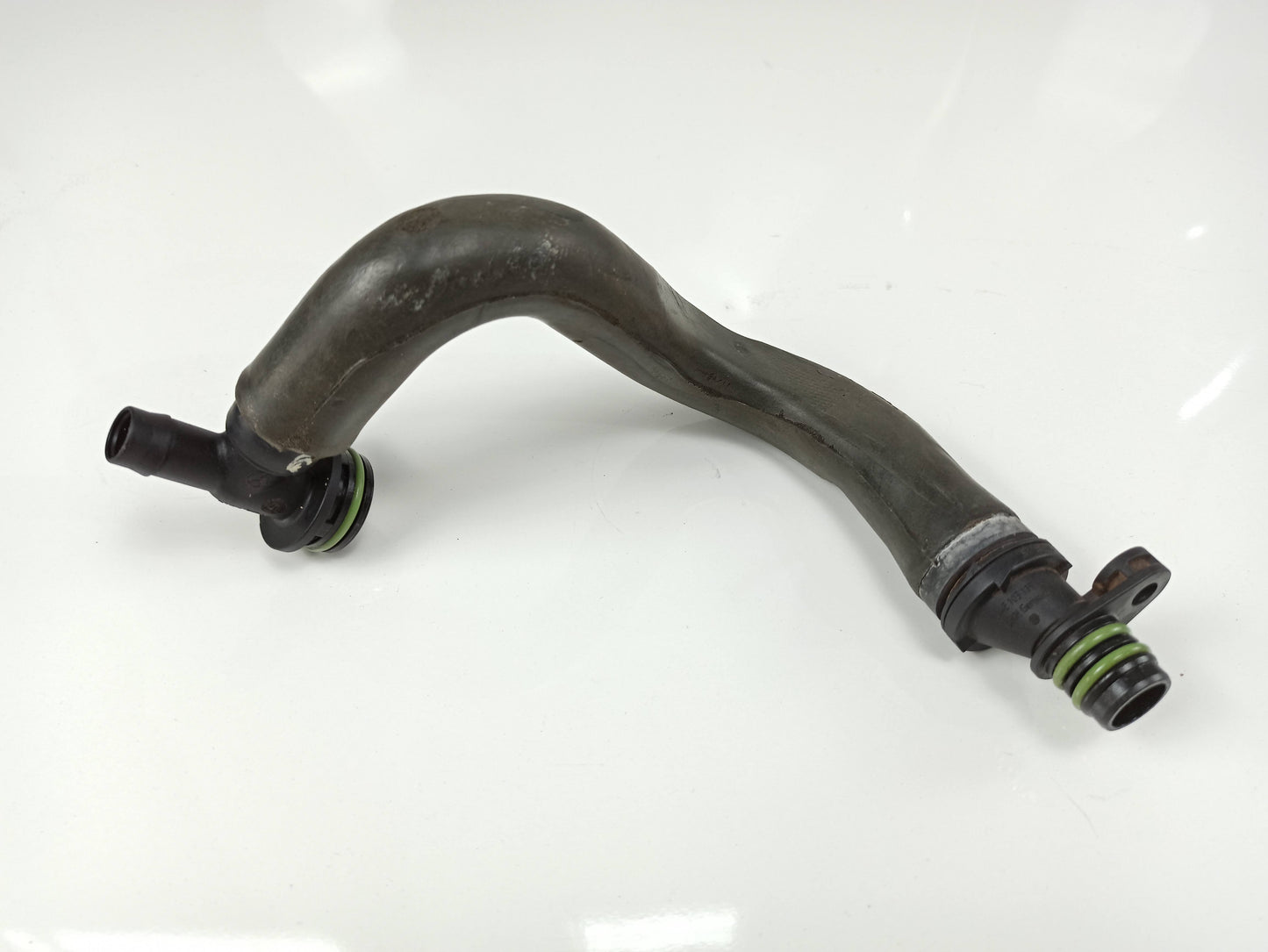 Mangueira Ventilacao Turbina Audi Q3 1.4 Tfsi 2017 04E103202G