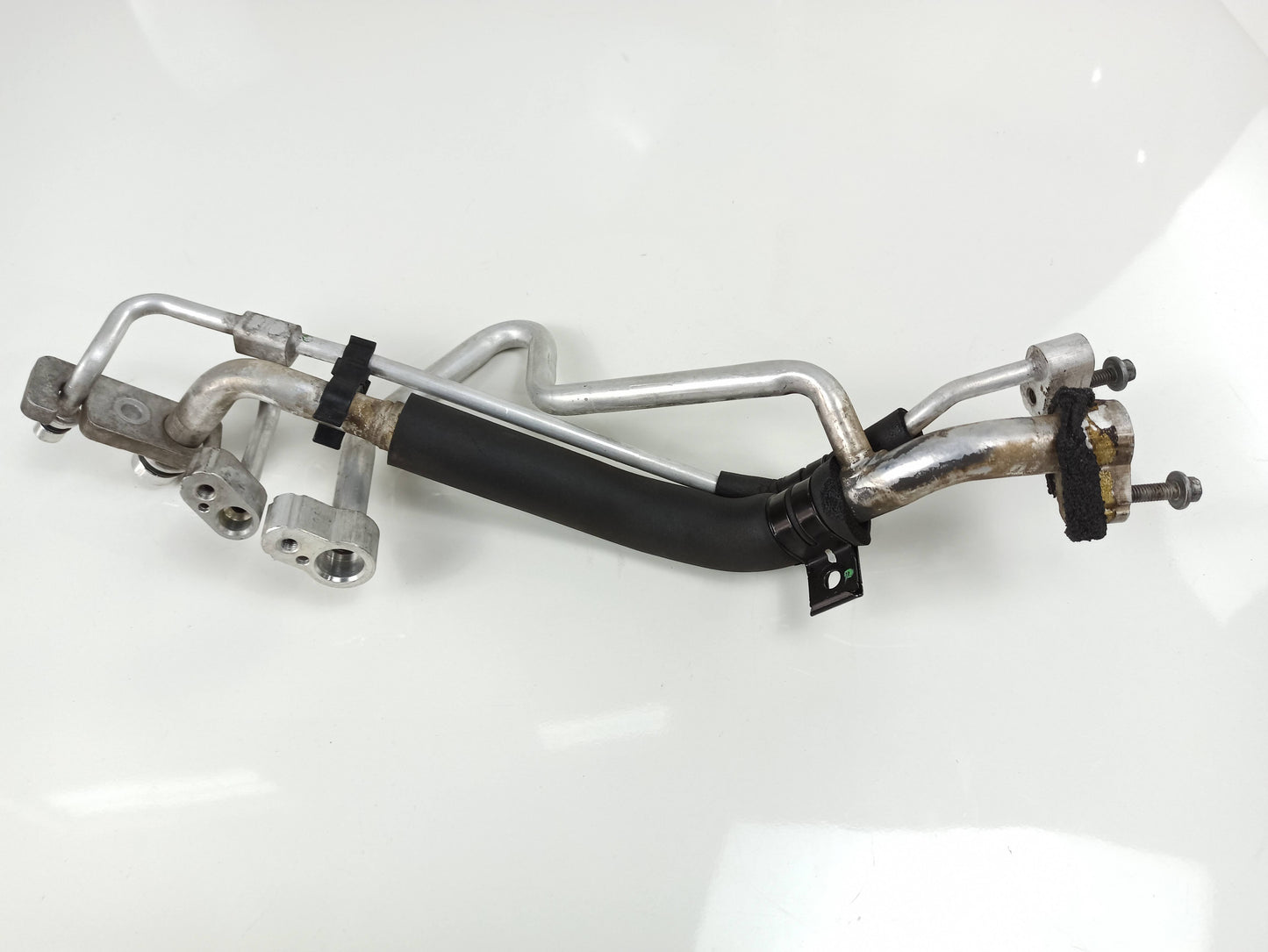 Tubo Ar Condicionado Land Rover Discovery3 2.7 V6 2008 5H2219867Ba