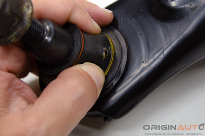 Bandeja Suspensao Inferior Diant Esq Vw Amarok Highline 2016 2H0407151A