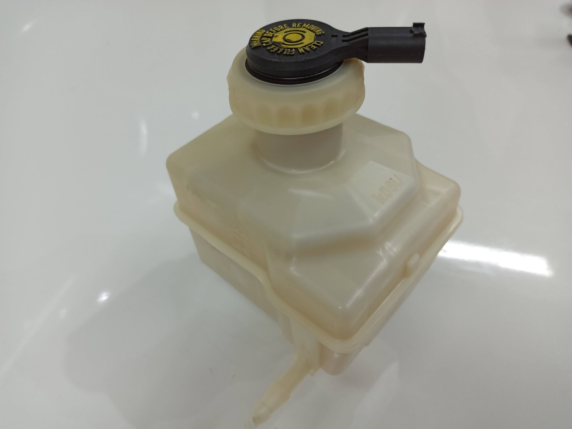 Reservatorio Fluido De Freio Land Rover Discovery 3 2.7 V6 2008