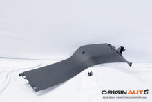 Acabamento Esquero Tampa Traseira Mercedes Gla 200 17 18 19