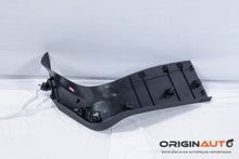 Acabamento Tampa Traseira Direito Mercedes Gla 200 17 18 19