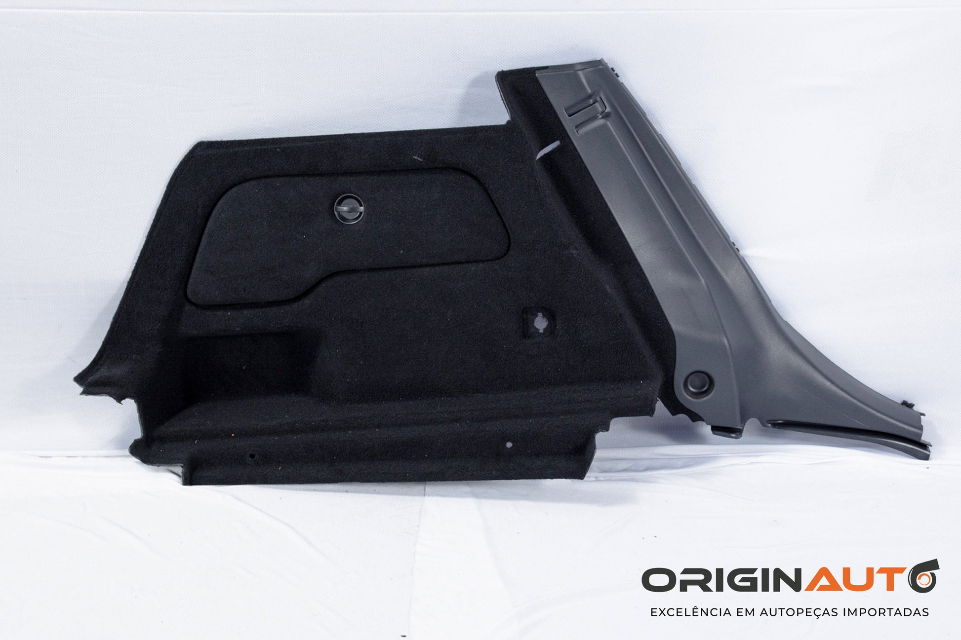 Forro Carpet Acabamento Esquerdo Portamalas Gla200 18 19