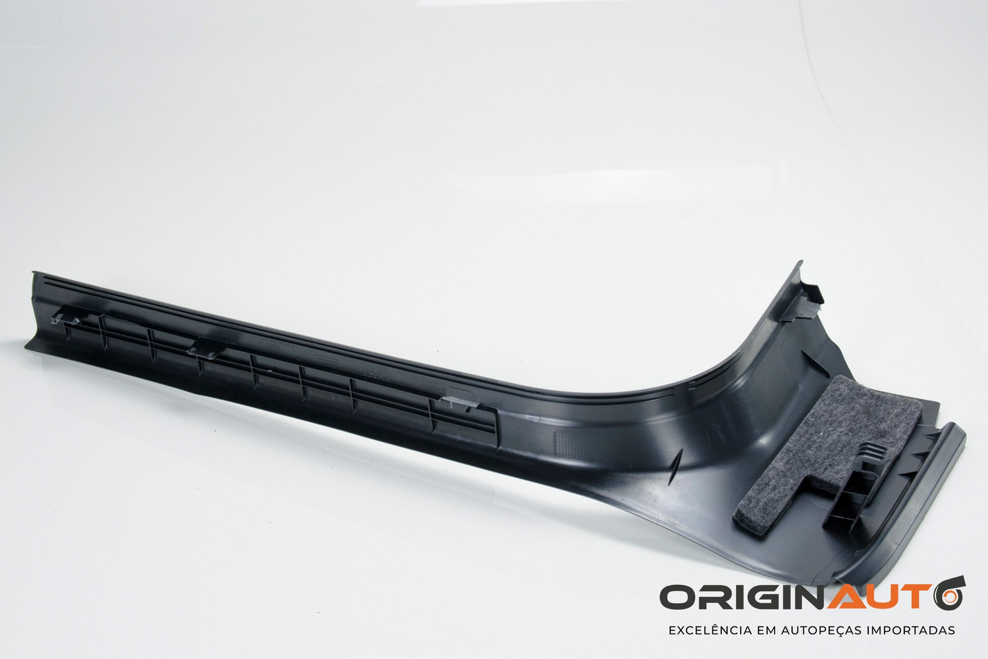 Acabamento Soleira Direito Mercedes Gla200 A2466805602