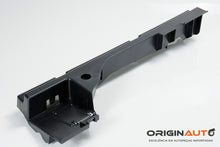 Acabamento Lateral Direito Portamalas Mercedes Gla200