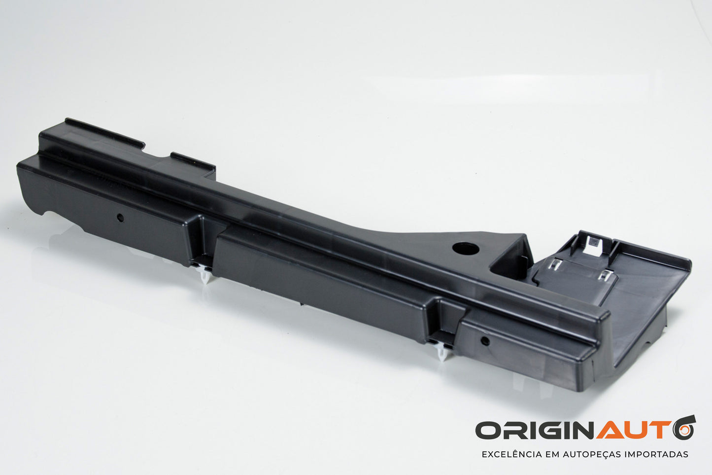 Acabamento Lateral Direito Portamalas Mercedes Gla200