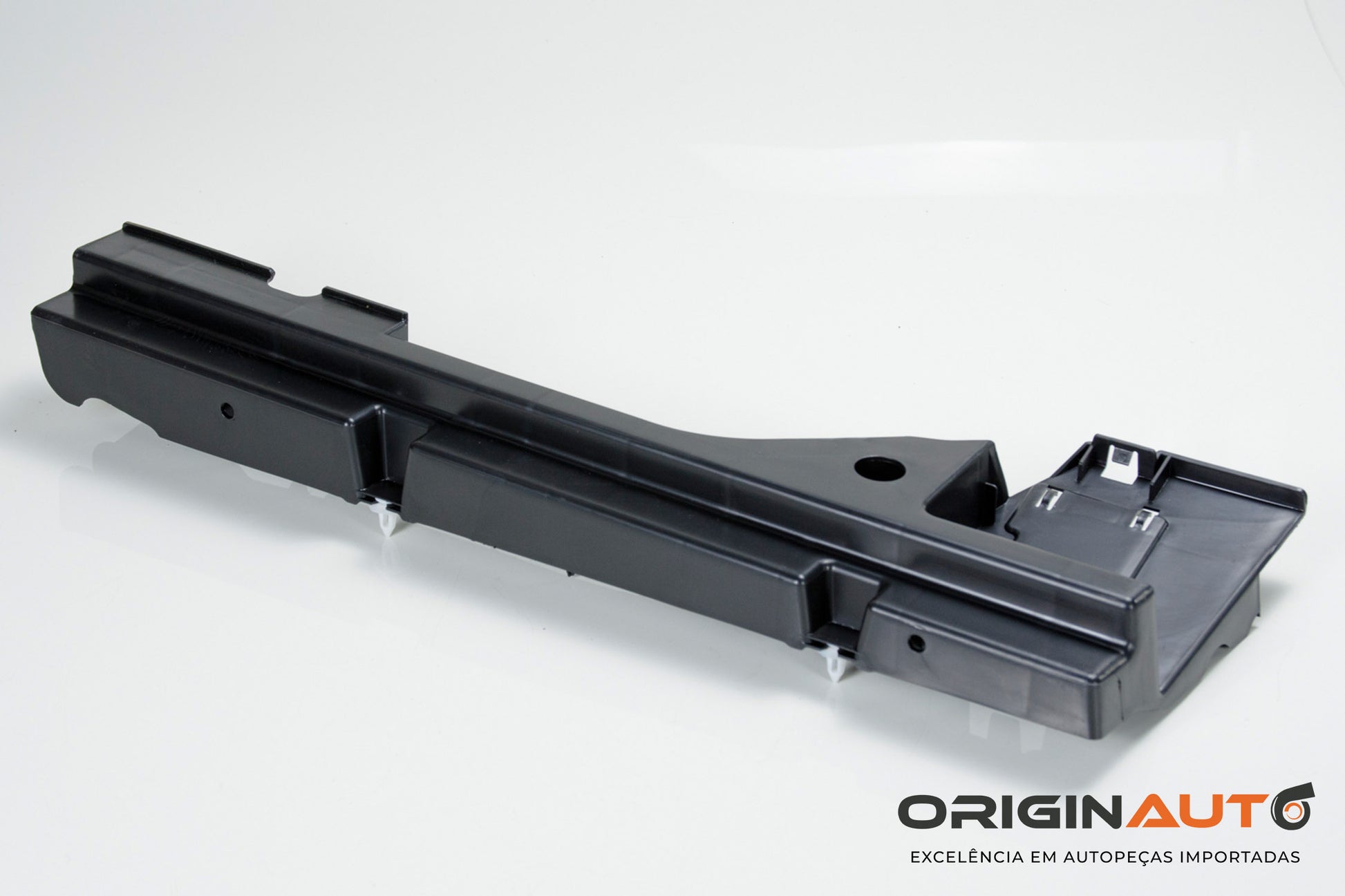 Acabamento Lateral Direito Portamalas Mercedes Gla200