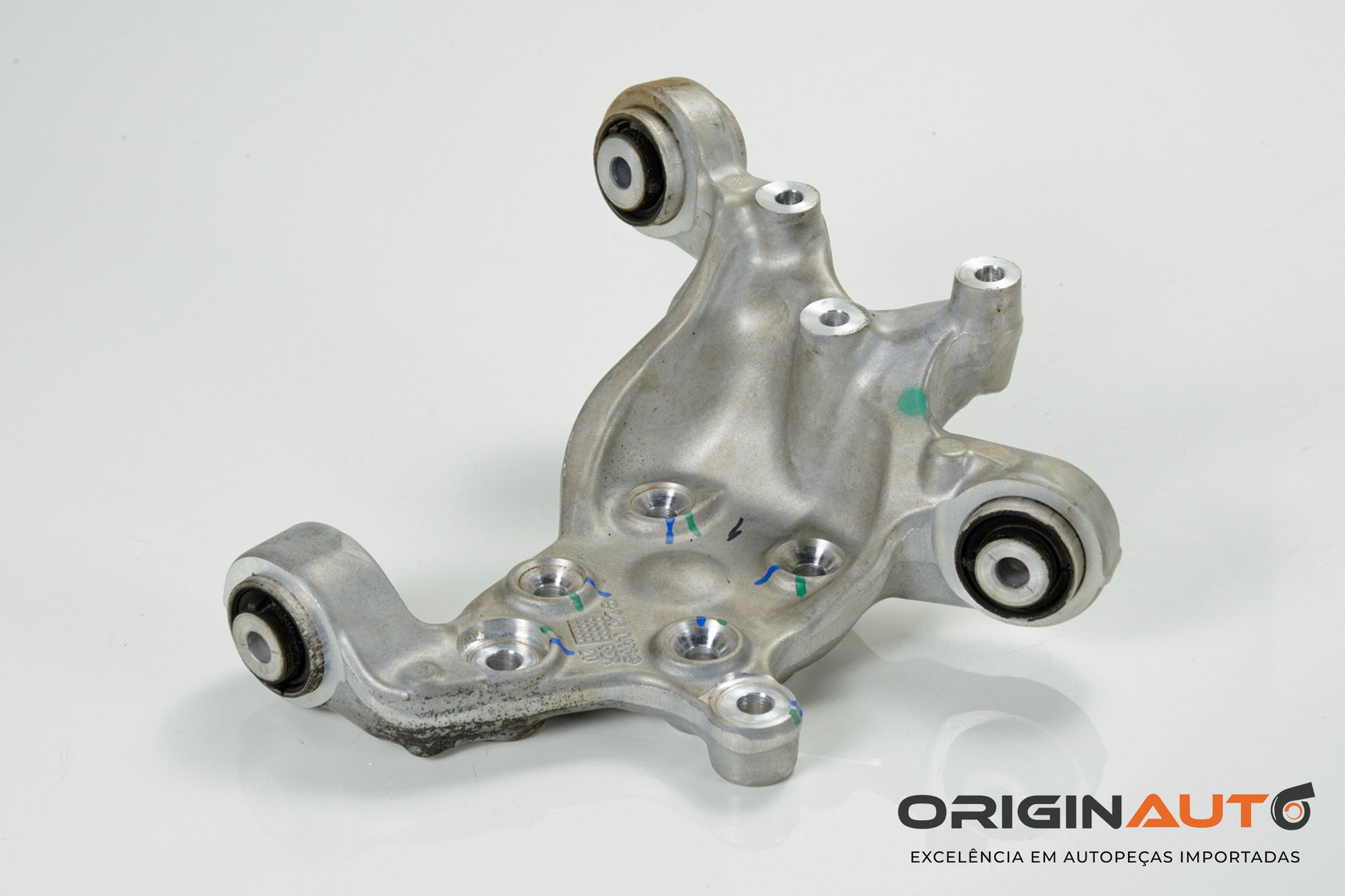 Montante Traseiro Direito Mercedes Gla200 A2463503641