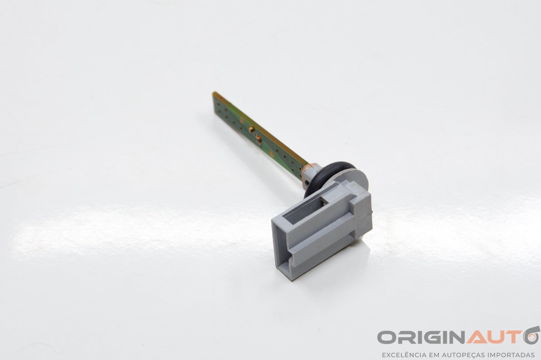 Sensor Temperatura Volkswagen Amarok Highline 2016 4B0820539