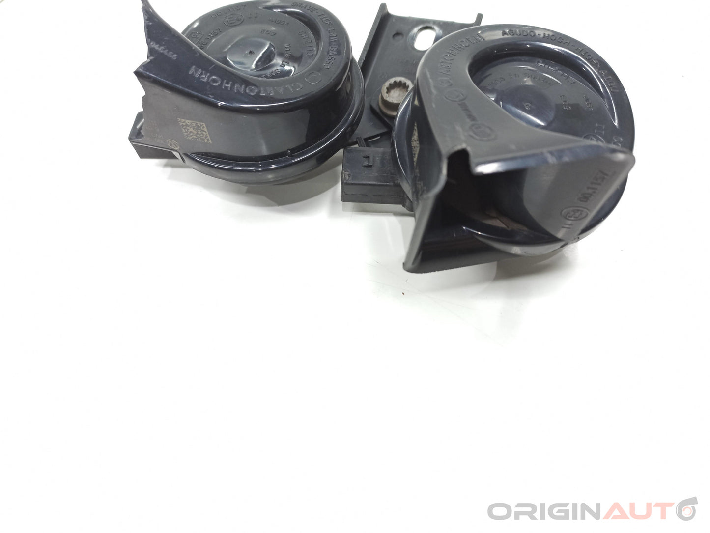 Par Buzina Volkswagen Amarok Highline 2016 5C0951223C