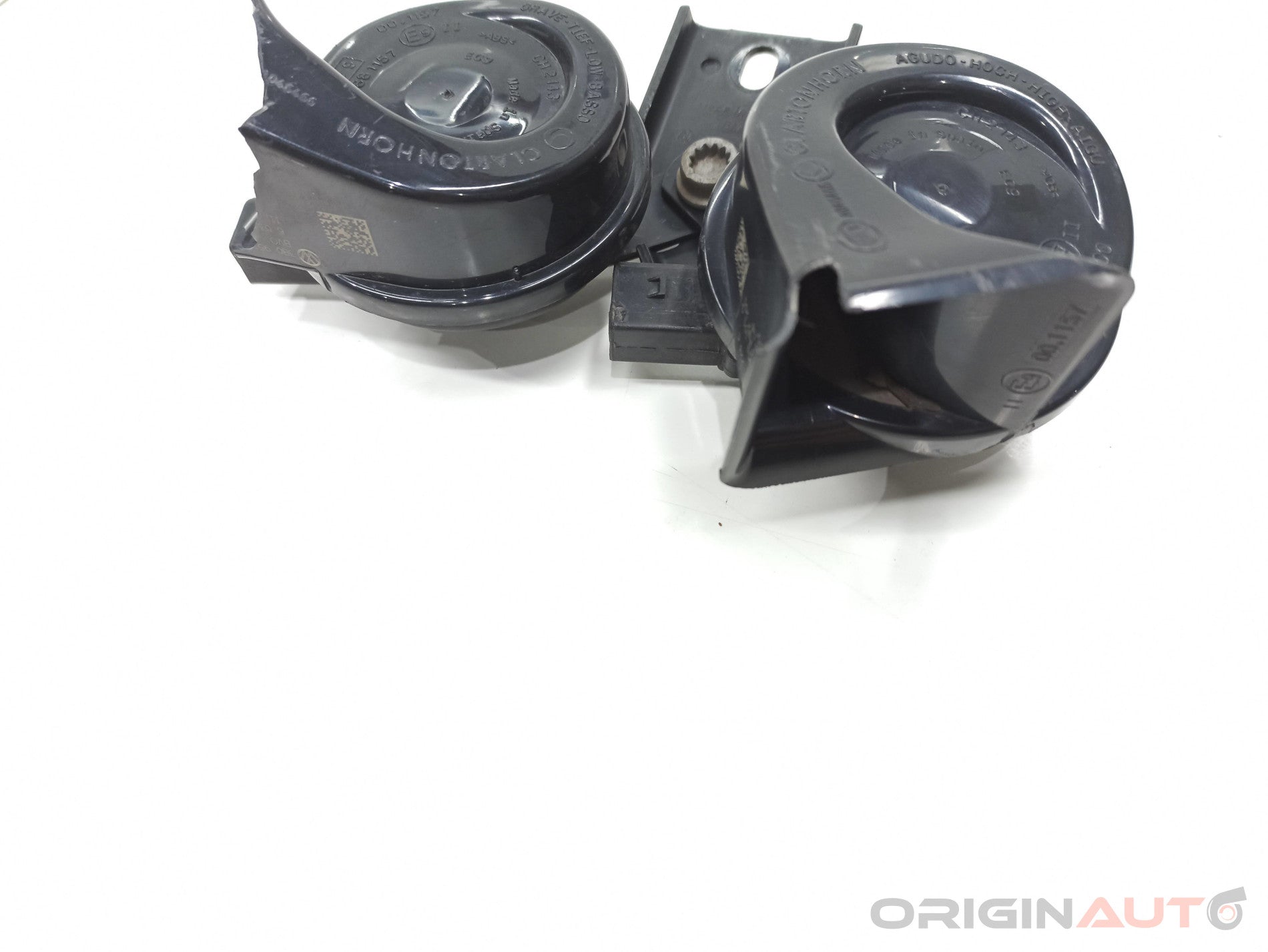 Par Buzina Volkswagen Amarok Highline 2016 5C0951223C