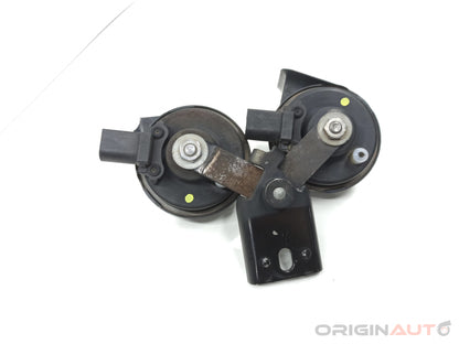 Par Buzina Volkswagen Amarok Highline 2016 5C0951223C