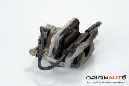 Pinça Freio Dianteira Esquerda Mercedes Gla200 A0004216781