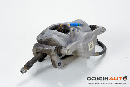 Pinça Freio Dianteira Direita Mercedes Gla200 A0004216781