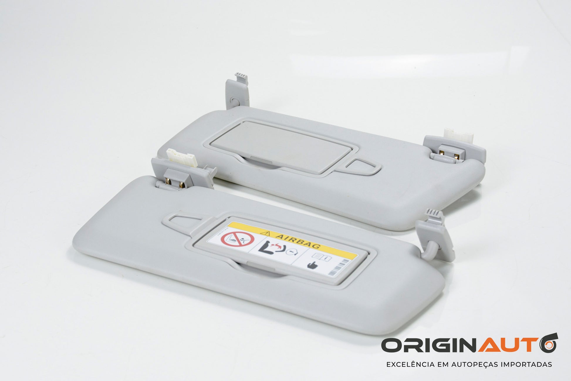 Quebra Sol Esquerdo Mercedes Gla 200 2019 Cla A1768100110