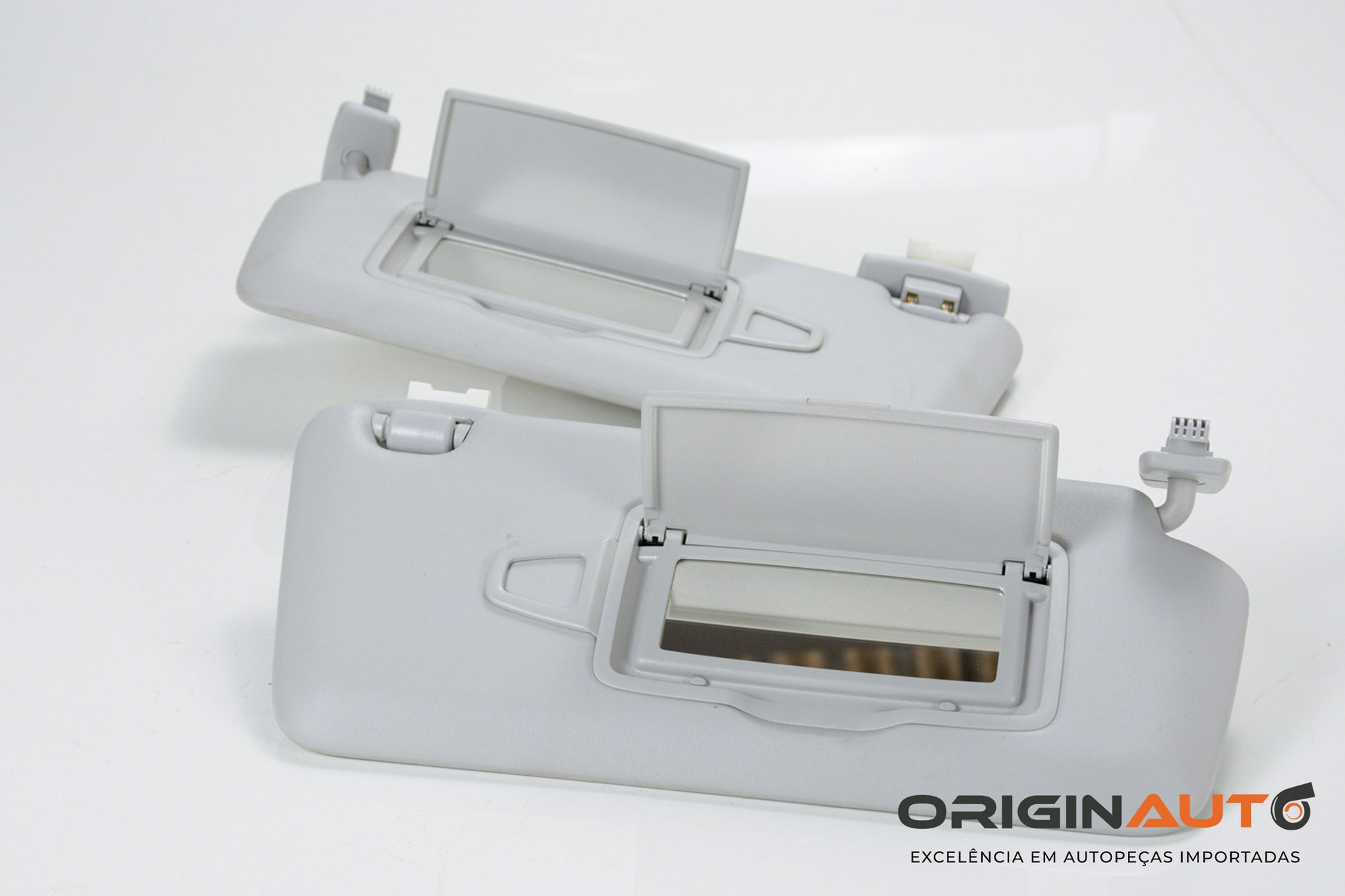 Quebra Sol Esquerdo Mercedes Gla 200 2019 Cla A1768100110