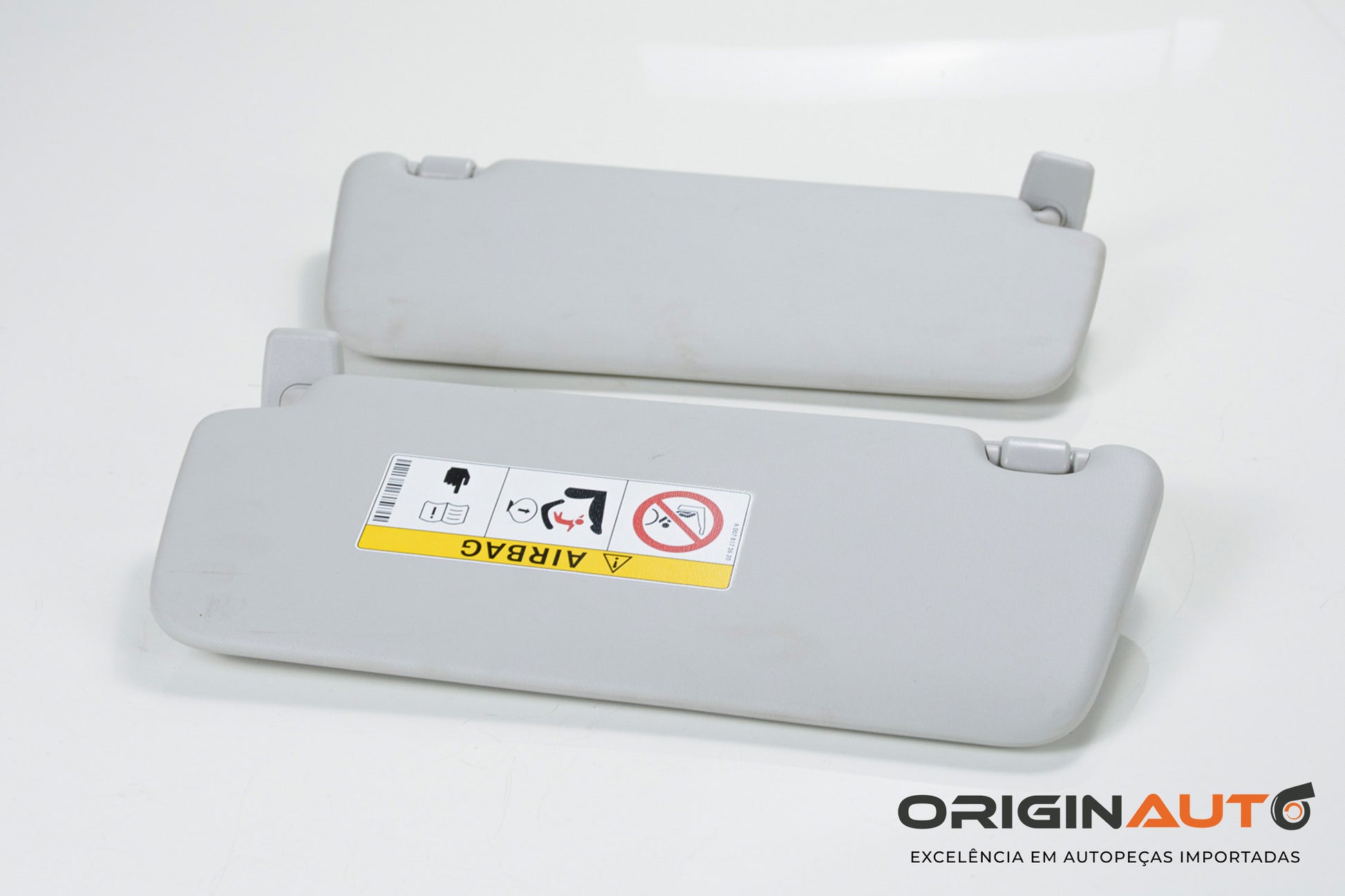 Quebra Sol Esquerdo Mercedes Gla 200 2019 Cla A1768100110