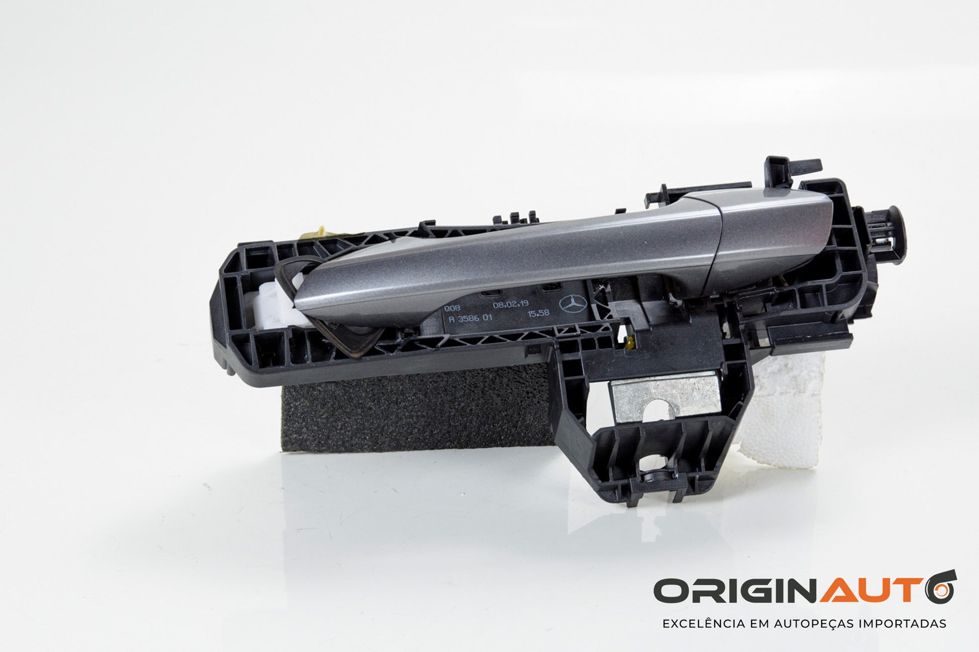 Maçaneta Traseira Esquerda Mercedes Gla200 A2047602134