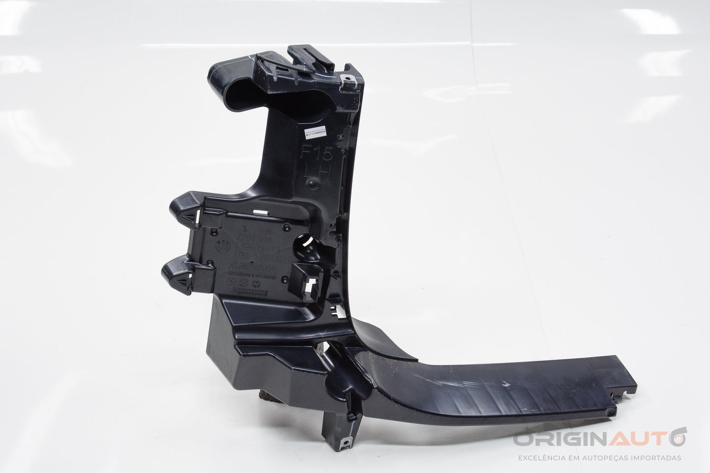 Guia Parachoque Traseiro Esquerdo Bmw X5 35I F15 2014 7294389