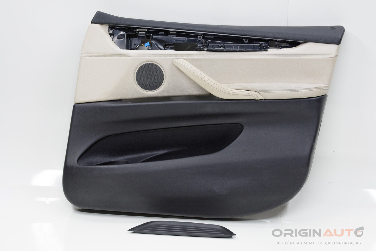 Forro Porta Dianteiro Direito Bmw X5 35I F15 2014 0510634