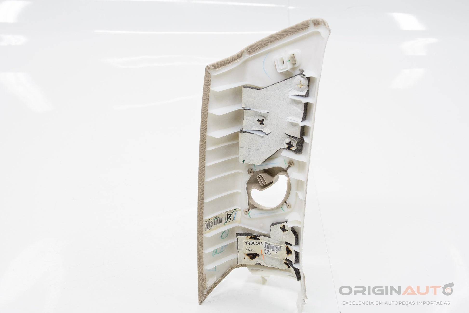 Moldura Acabamento Coluna B Direita Bmw X5 35I F15 2014 7284700