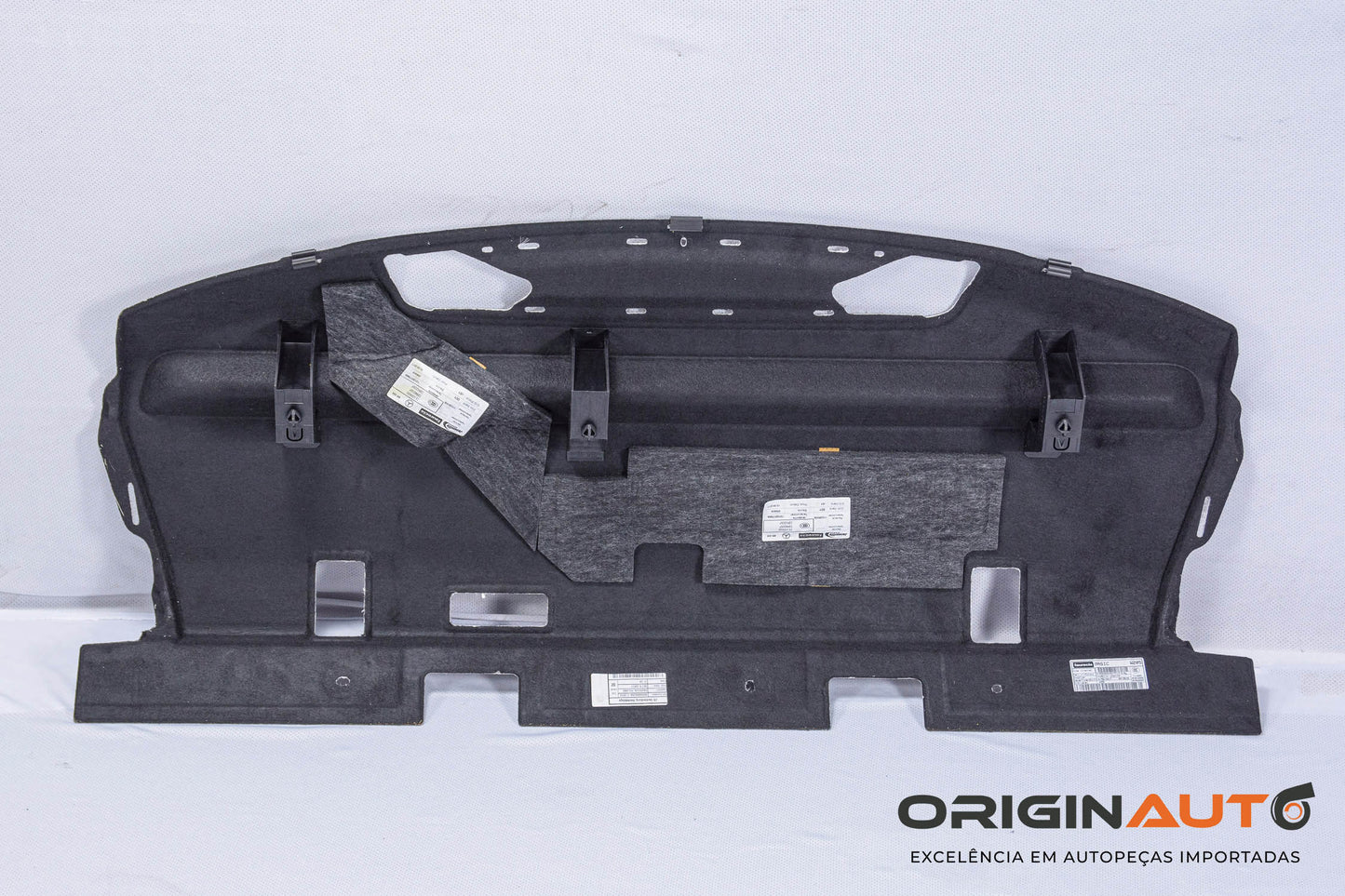 Tampão Tampa Traseira Porta Malas Mercedes C200 W205 15-21