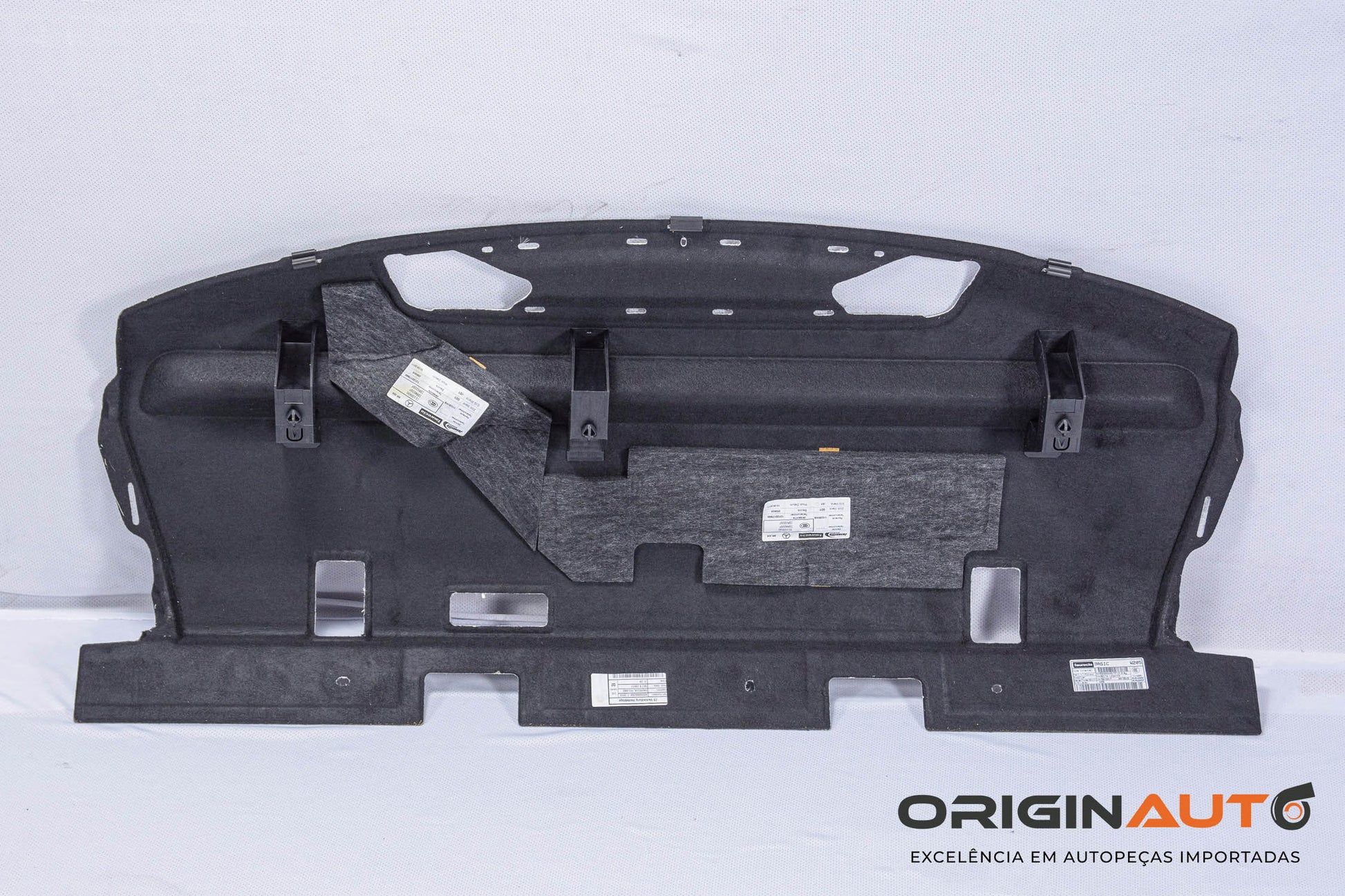 Tampão Tampa Traseira Porta Malas Mercedes C200 W205 15-21